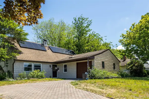 215 Avondale Drive, Centereach, NY 11720