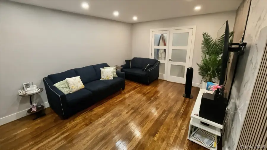 180 Van Cortlandt Park S #5J, Bronx, NY 10463 - #2