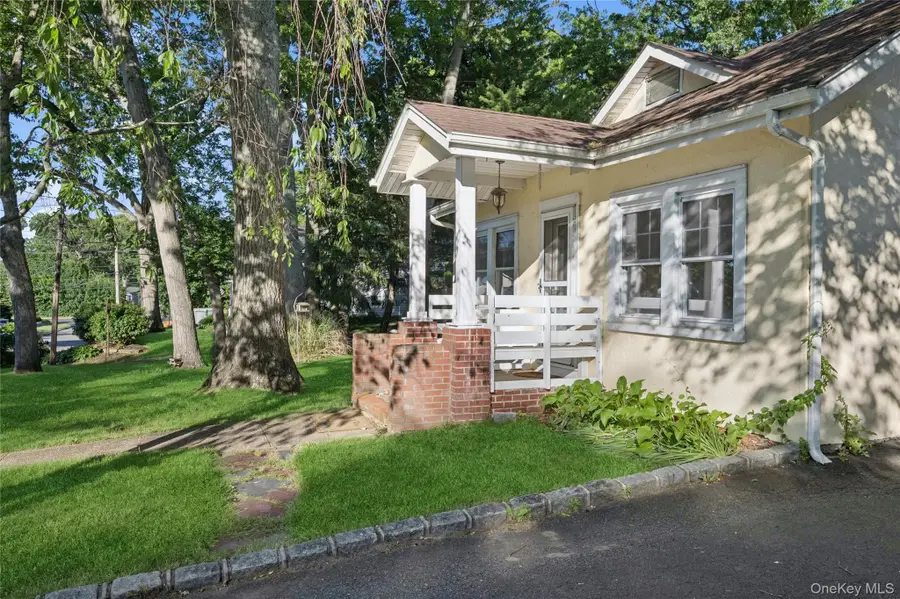36 Lakeview Court, Ronkonkoma, NY 11779 - #3