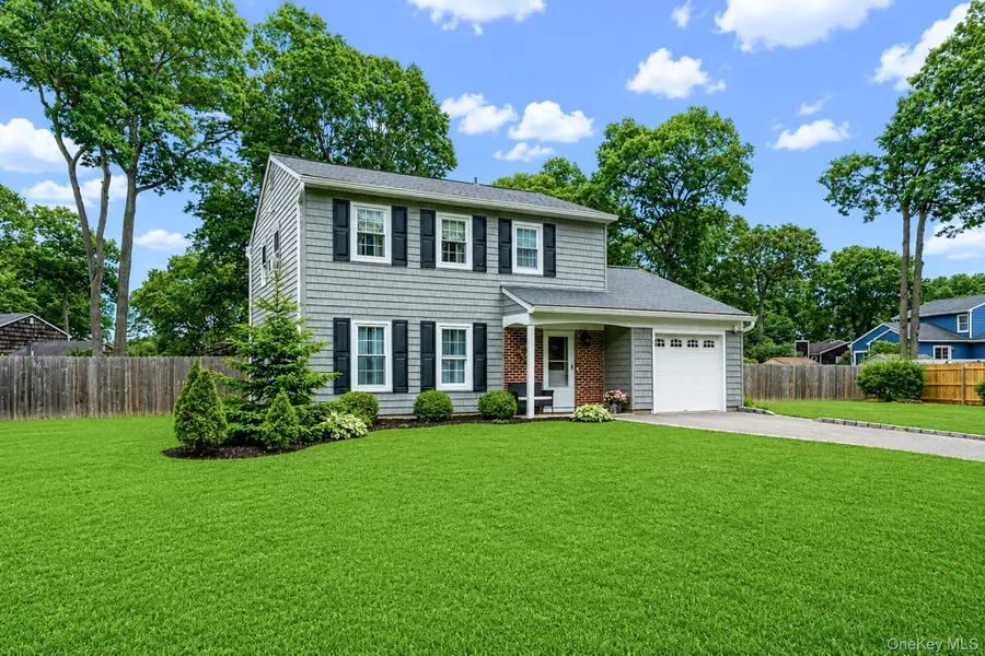 4 Green Terrace, Ridge, NY 11961 - #2