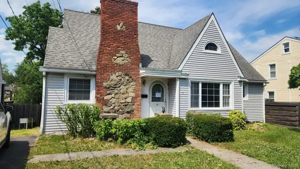 21 Marple Road, Poughkeepsie, NY 12603