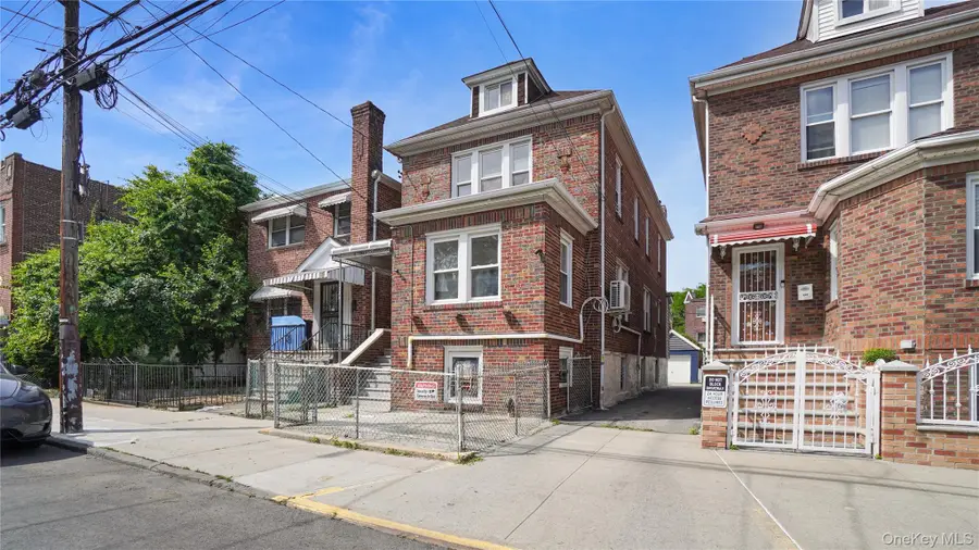937 E 225th Street, Bronx, NY 10466 - #2