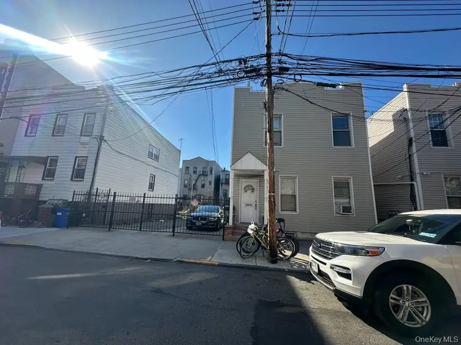 22 Street, Astoria, NY 11102 - #2