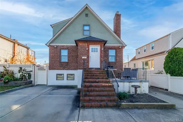 57 Island Parkway, Island Park, NY 11558
