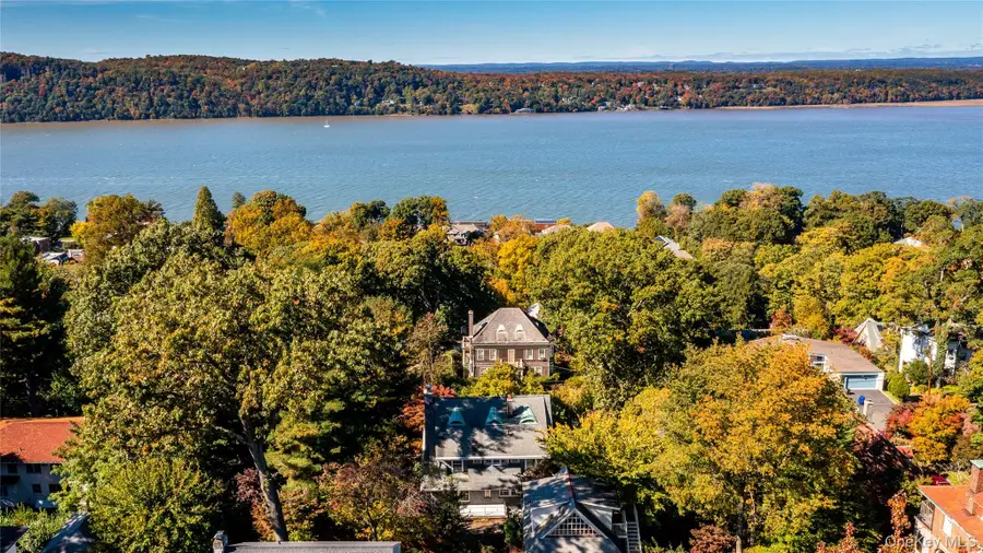 42 Southlawn Avenue, Dobbs Ferry, NY 10522 - #3