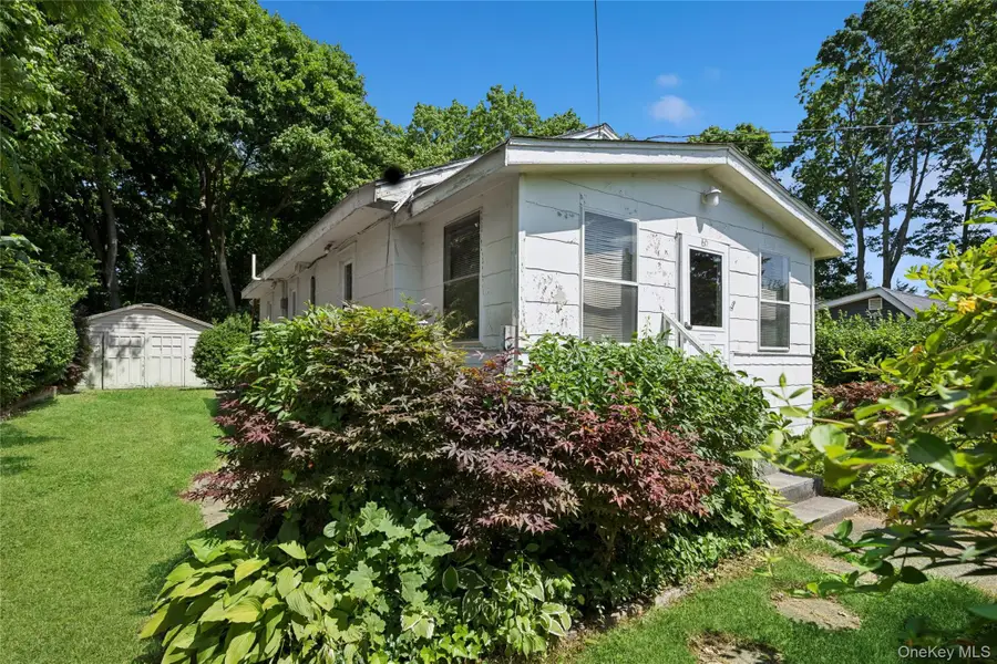 60 Kenneth Avenue, Huntington, NY 11743 - #2