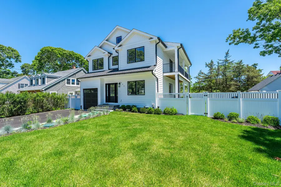 405 S Oakwood Drive, Laurel, NY 11948 - #3