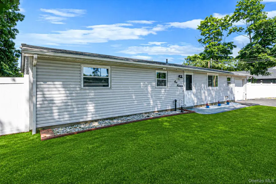 100 Patchogue Holbrook Road, Ronkonkoma, NY 11779 - #3