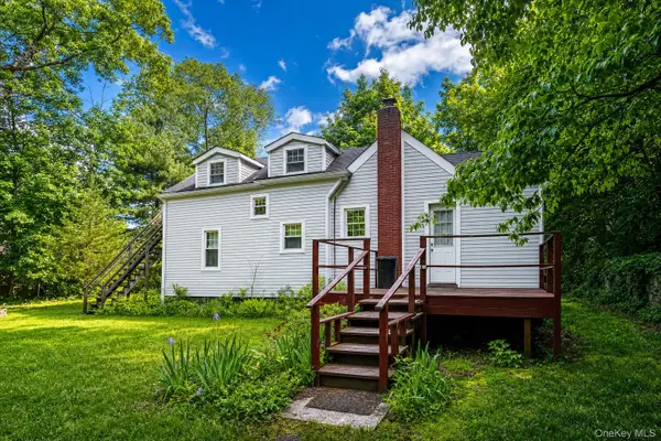 47 Bayonne Avenue, Central Islip, NY 11722