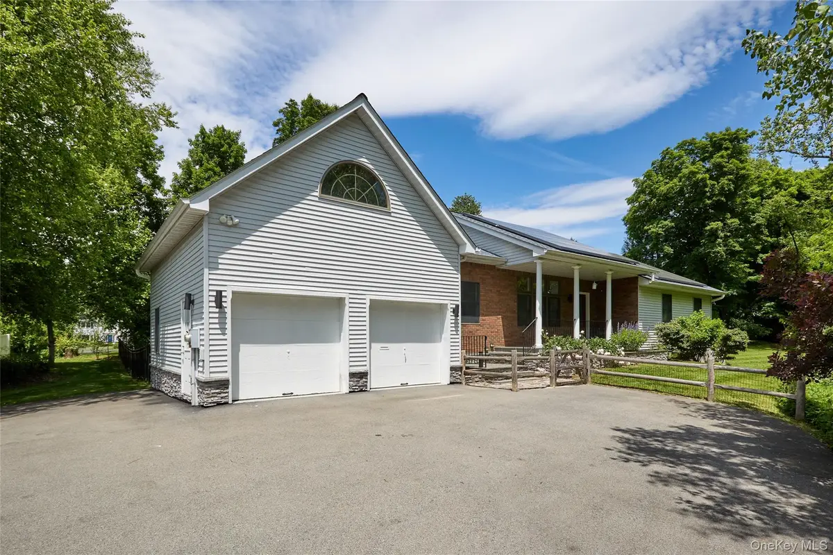 37 Mansion Drive, Hyde Park, NY 12538 - #1