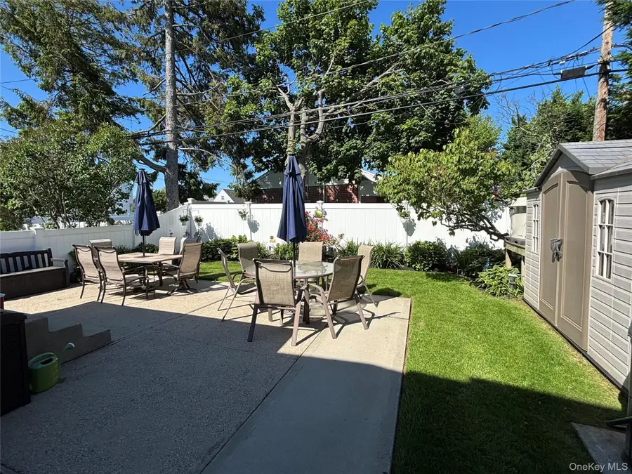 304 Lido Parkway, Lindenhurst, NY 11757 - #3