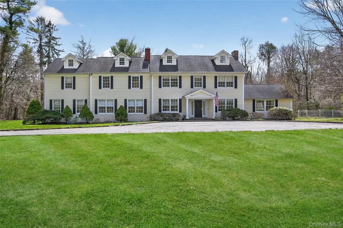 1862 Muttontown Road, Syosset, NY 11791 - #1