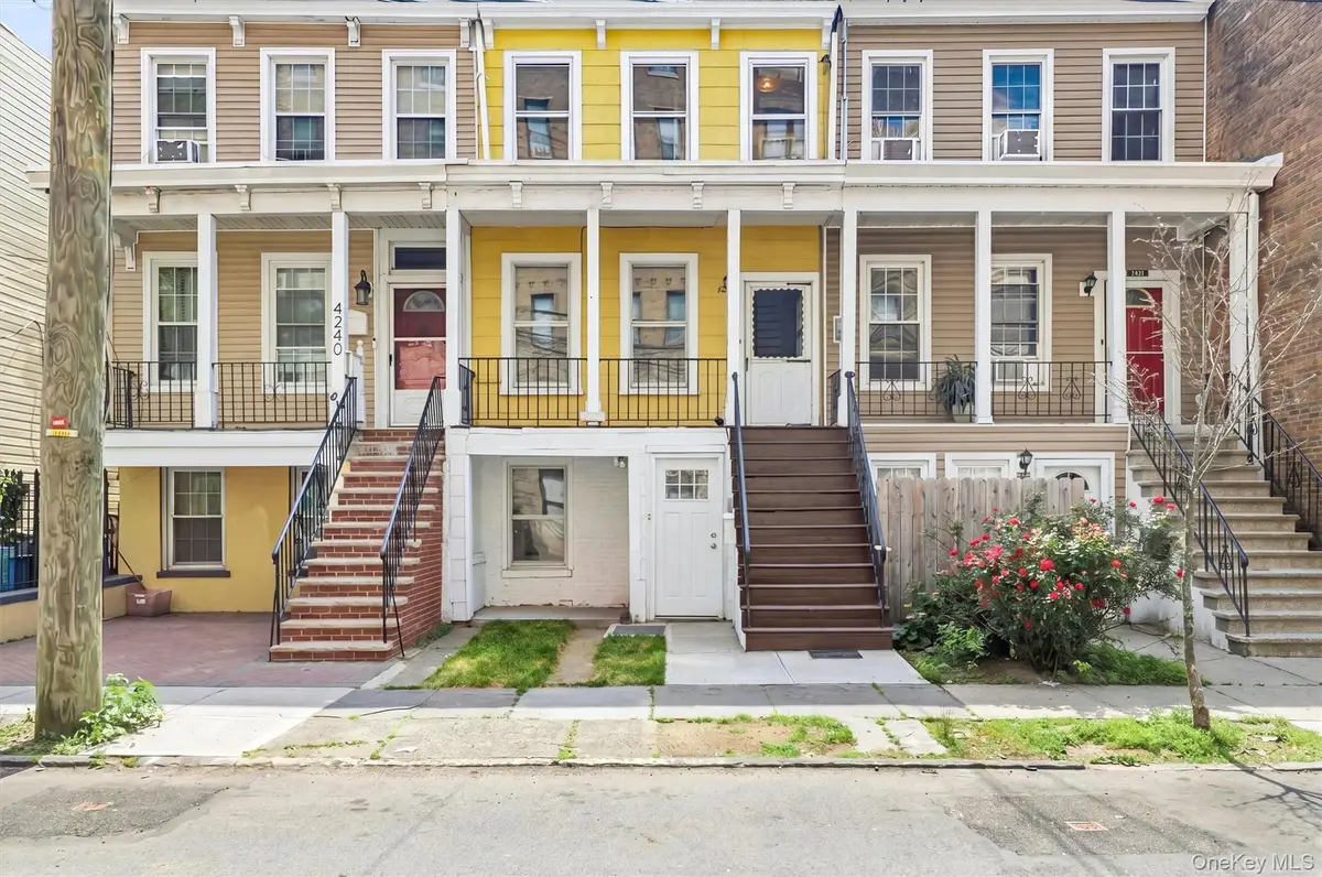 4238 Vireo Avenue, Bronx, NY 10470 - #1