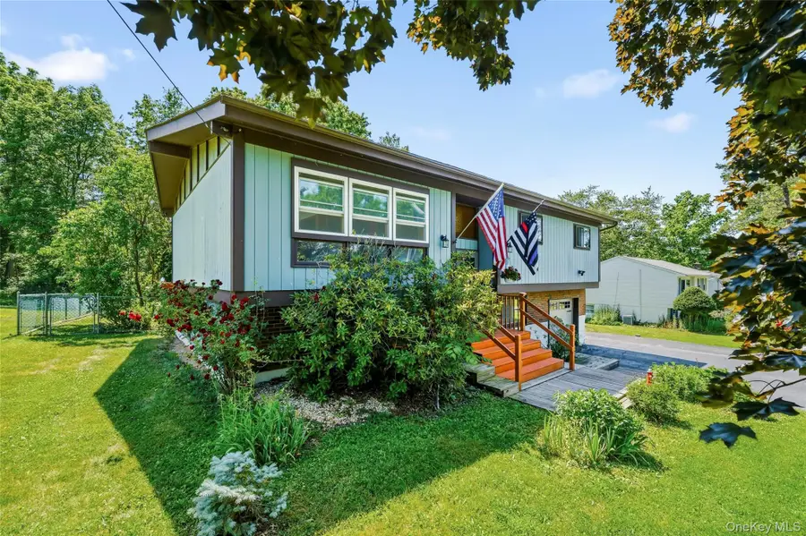 24 Dennis Drive, New Hampton, NY 10958 - #3