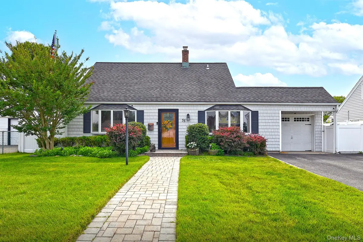 35 Ranch Lane, Levittown, NY 11756 - #1