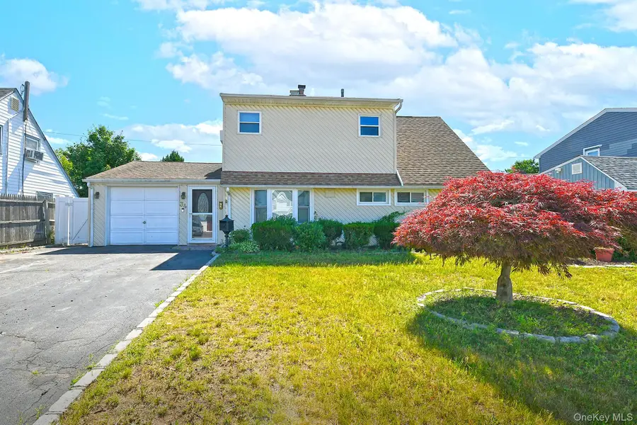 34 Prentice Road, Levittown, NY 11756 - #2