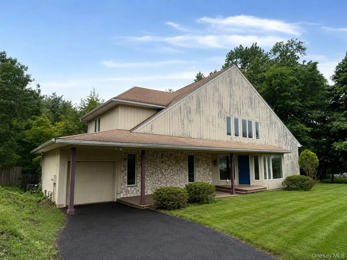 160 S Conger Avenue, Congers, NY 10920 - #1