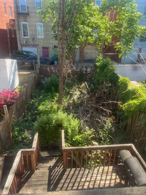 3350 Fish Avenue, Bronx, NY 10469 - #2