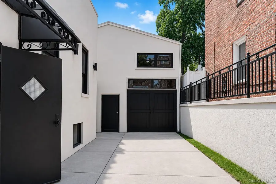 994 E 54th Street, Brooklyn, NY 11234 - #2