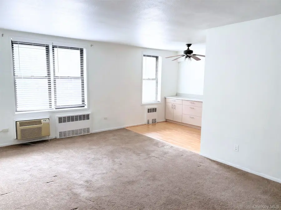 43-25 Douglaston Parkway #2B, Douglaston, NY 11363 - #2