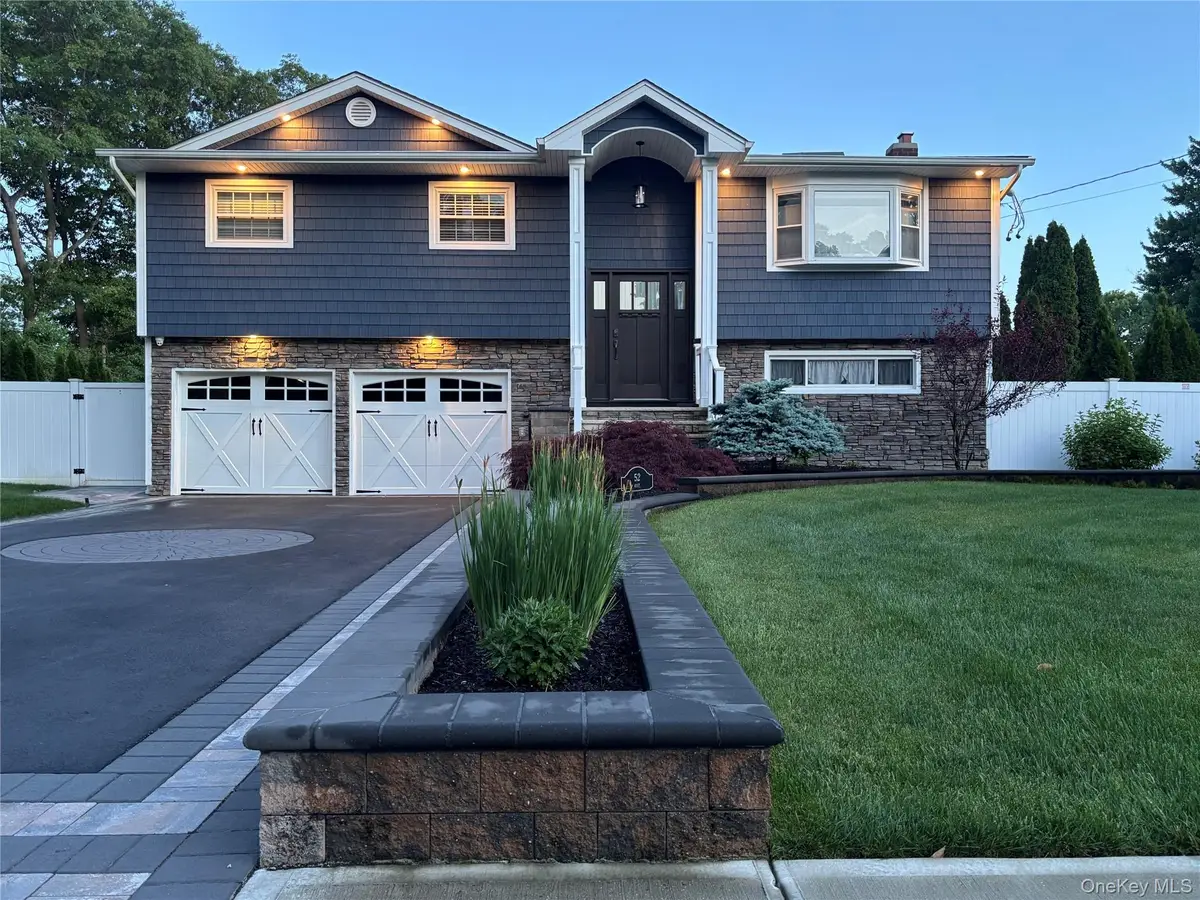 52 41st Street, Islip, NY 11751 - #1