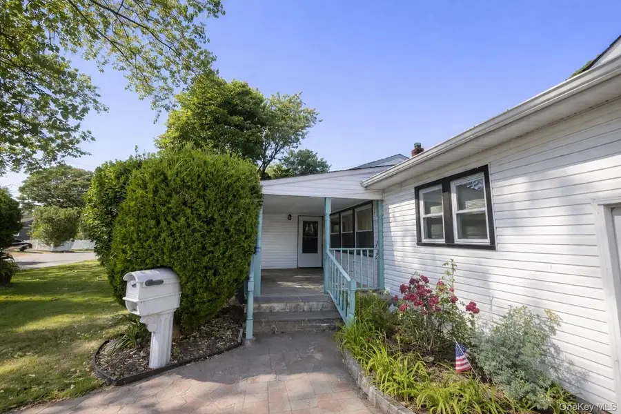 1327 Brooklyn Boulevard, Bay Shore, NY 11706 - #3