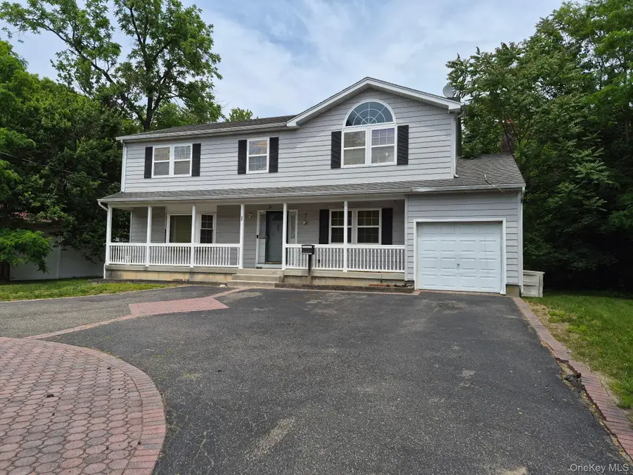 25 Mount Avenue, Wyandanch, NY 11798 - #2