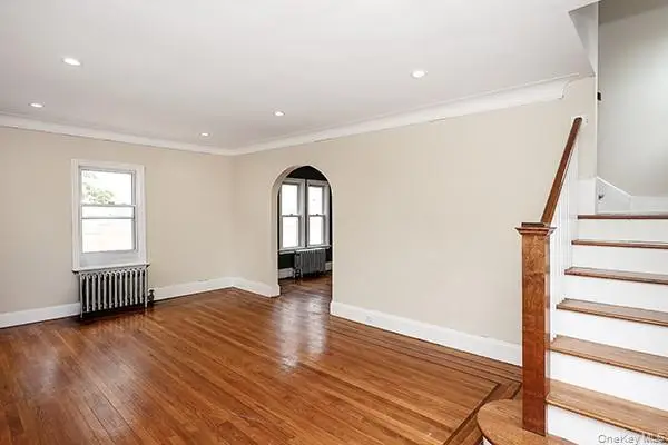 194 Holly Avenue, Hempstead, NY 11550 - #3
