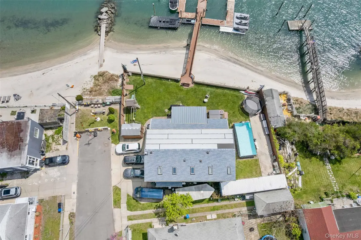 125 Beach 3rd Street, Far Rockaway, NY 11691 - #1