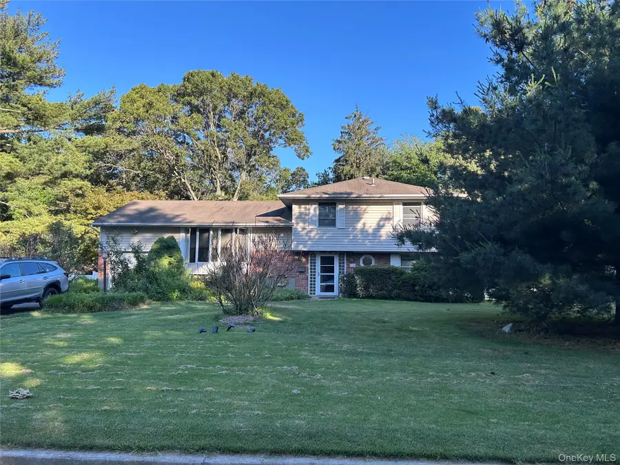 14 Mark Drive, Smithtown, NY 11787 - #3