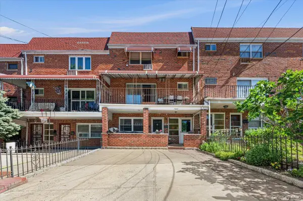 72-41 52 Avenue, Maspeth, NY 11378