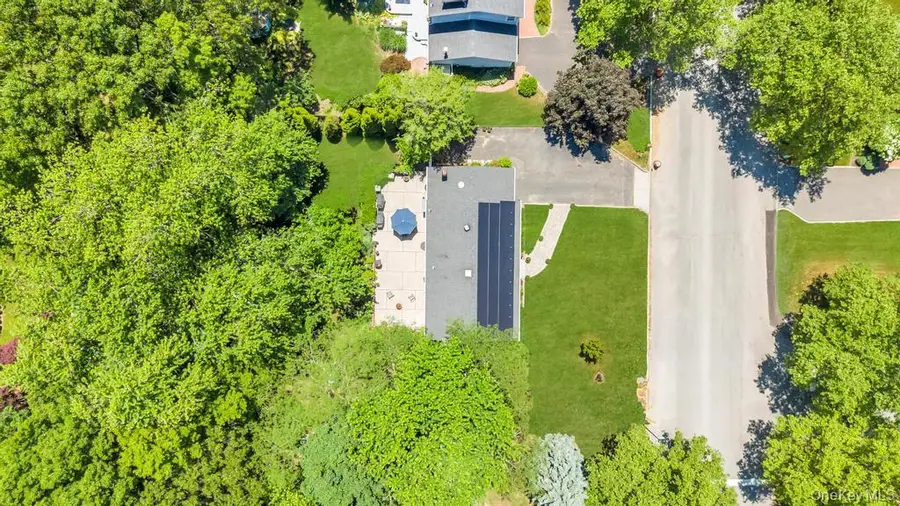 83 Strathmore Village Drive, South Setauket, NY 11720 - #3