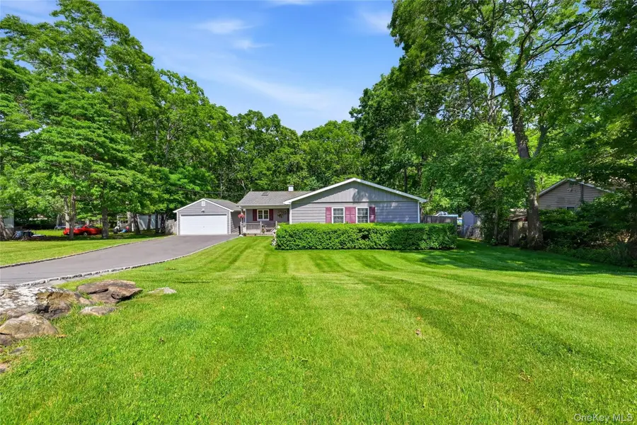 480 Sleepy Hollow Drive, Shirley, NY 11967 - #2