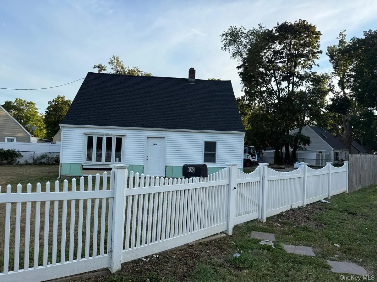 100 Wheeler Road, Central Islip, NY 11722 - #1