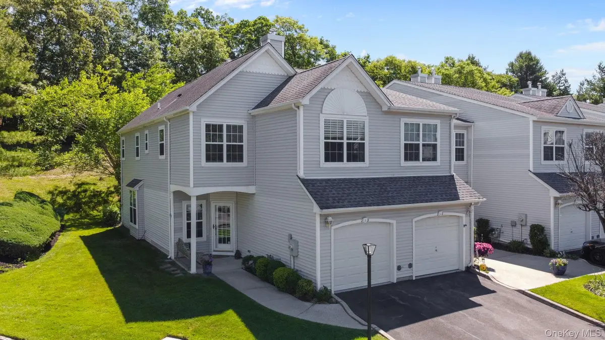 213 Windward Court N, Port Jefferson, NY 11777 - #1