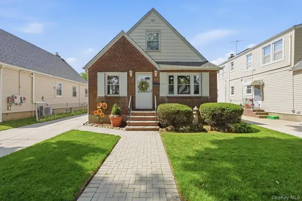 24616 86th Road, Bellerose, NY 11426