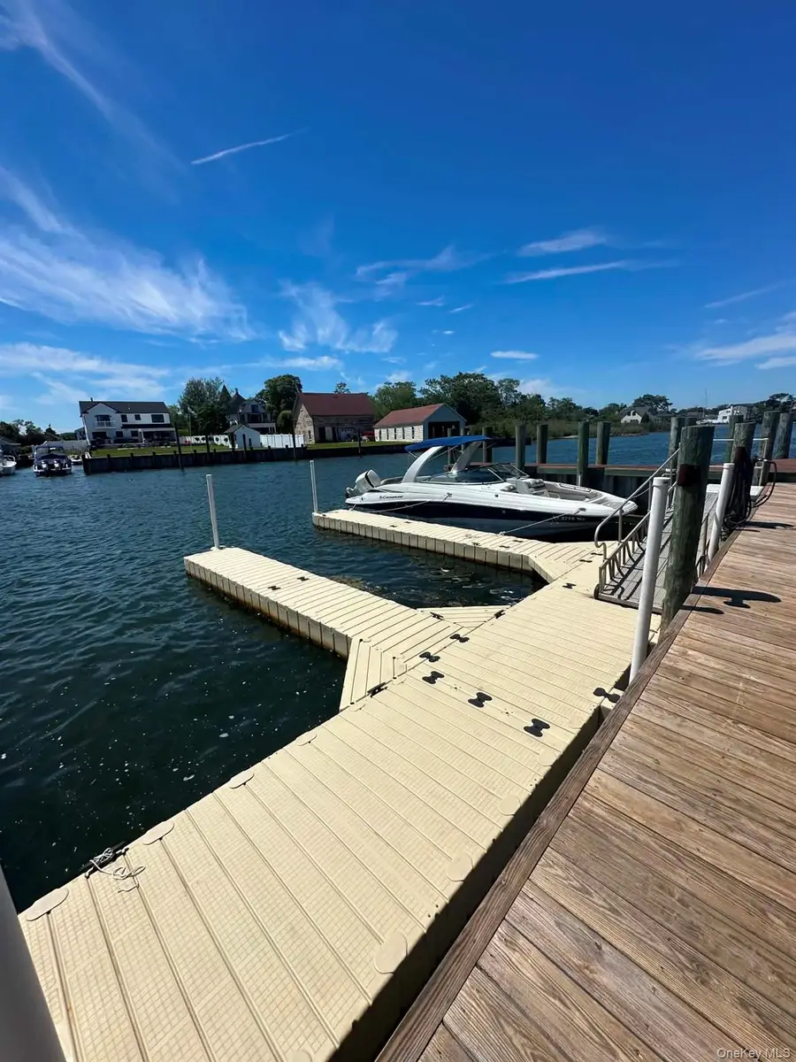 35 Shore Road, Amityville, NY 11701 - #3