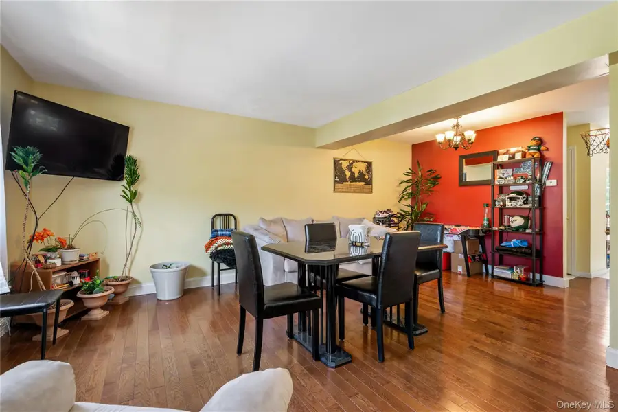 21 Evan Court, Middletown, NY 10940 - #3