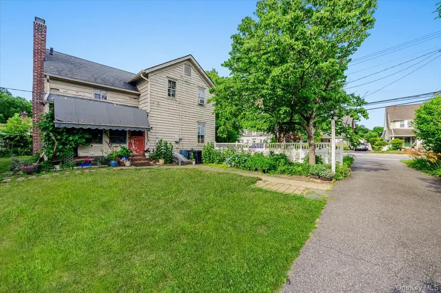 49 Hempstead Avenue, Malverne, NY 11565 - #3
