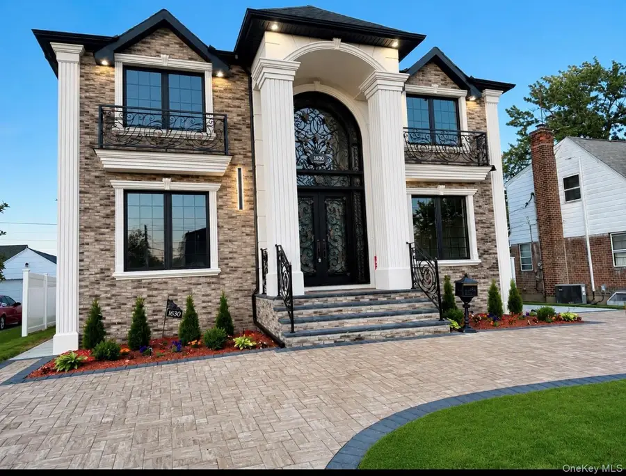 1630 Salem Road, Valley Stream, NY 11580 - #3