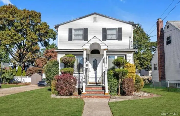 120 Memphis Ave, Floral Park, NY 11001 - #1