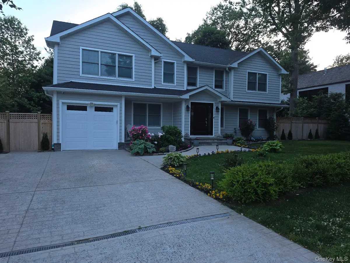 124 Glenlawn Avenue, Sea Cliff, NY 11579 - #1