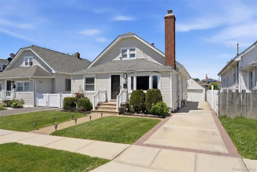 1284 Langdon Boulevard, Rockville Centre, NY 11570 - #3
