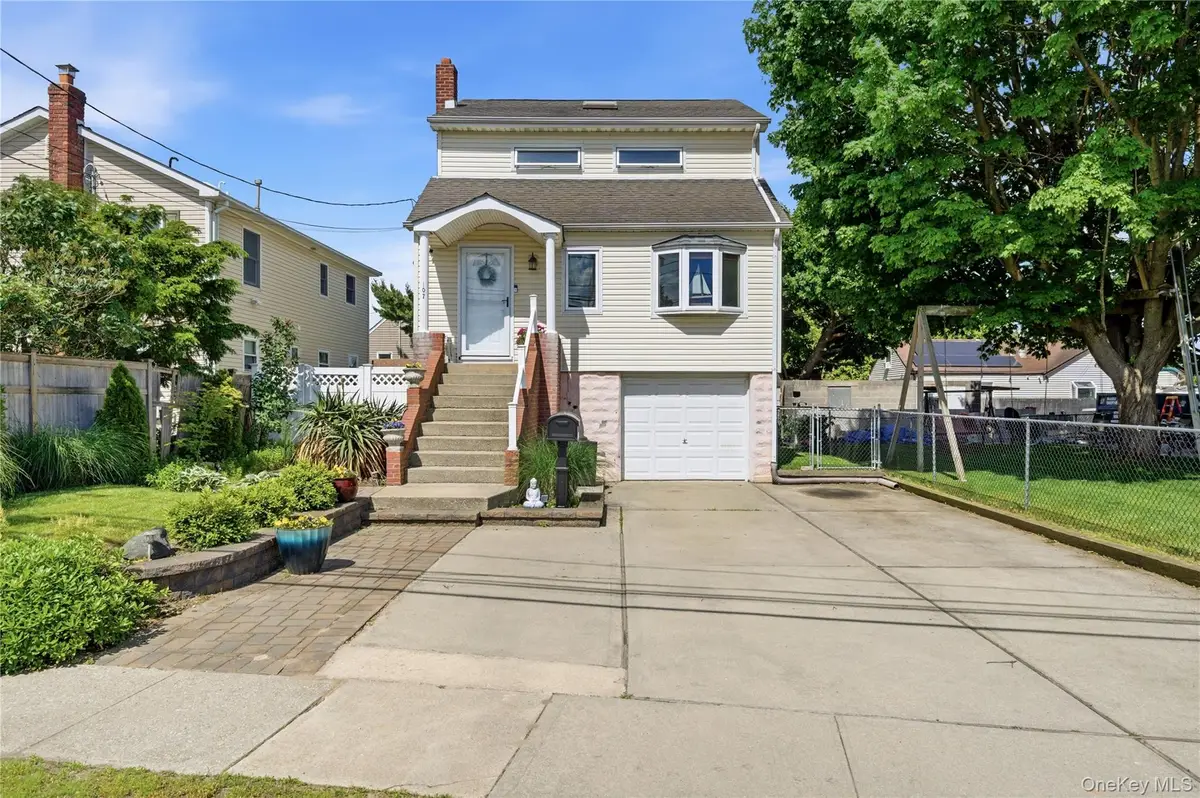 107 E Shore Road, Lindenhurst, NY 11757 - #1
