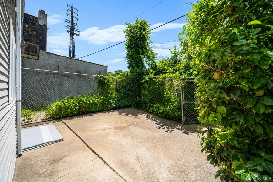 12212 Montauk Street, Springfield Gardens, NY 11413 - #2