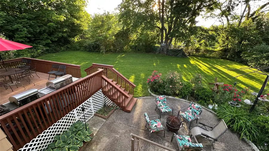 5 Highpoint Drive, Huntington, NY 11743 - #3