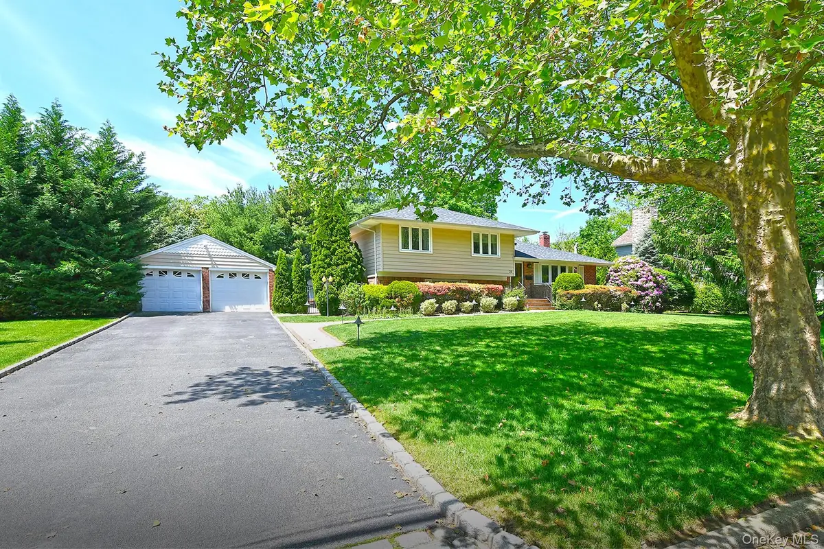 38 Maridon Lane, Commack, NY 11725 - #1