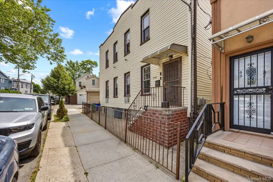 65-34 Jay Avenue, Maspeth, NY 11378 - #2