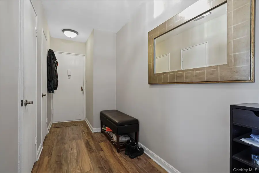 6 Bryant Crescent #2F, White Plains, NY 10605 - #2