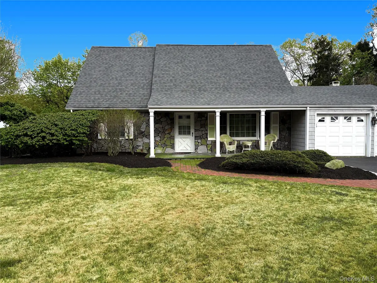 139 Sycamore Circle, Stony Brook, NY 11790 - #1